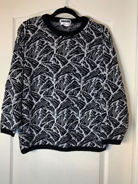 Vintage 90s 19e Avenue Black White Geometric Sweater Made in Canada L